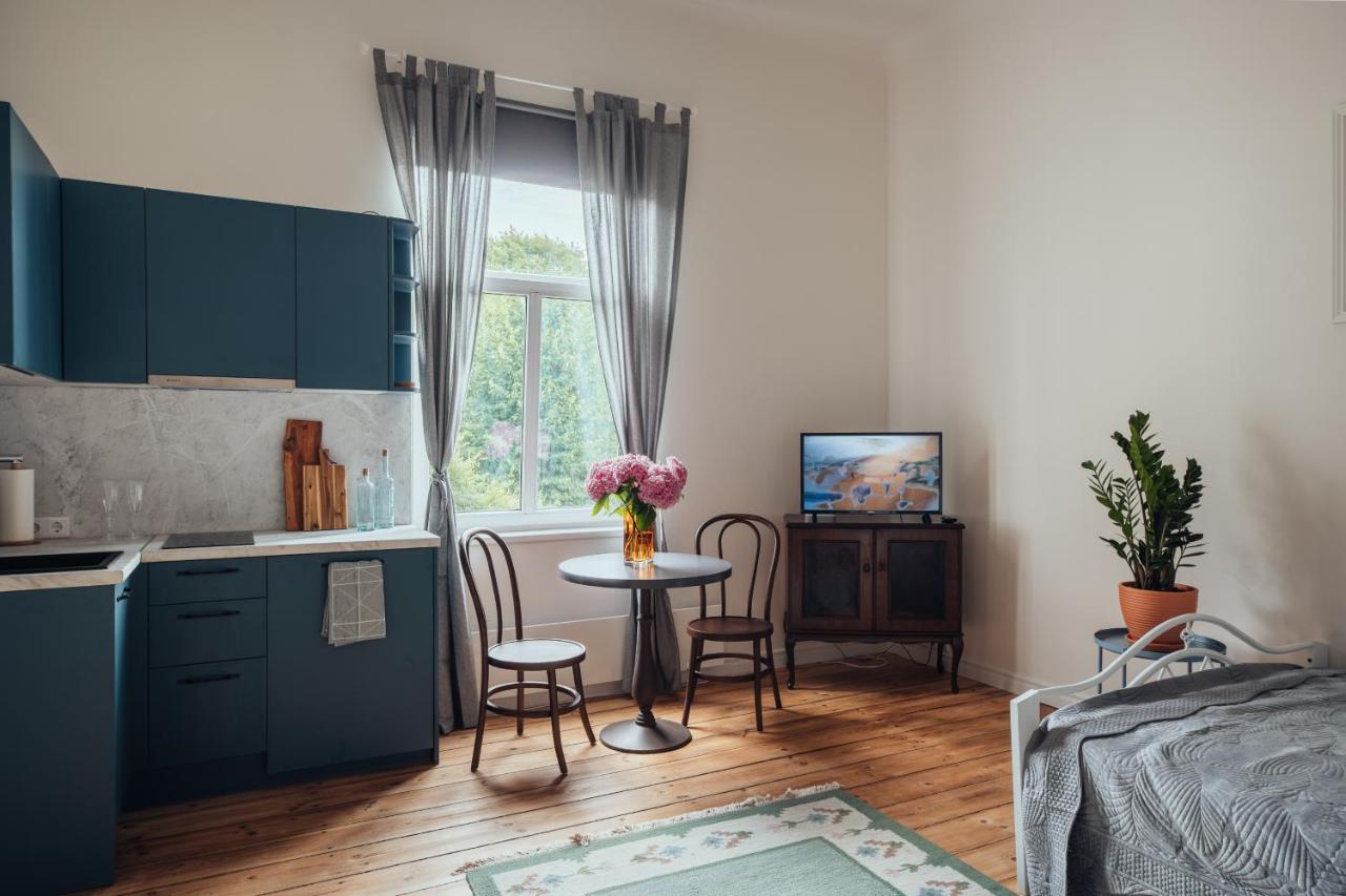 Olive Apartment Liepaja Exterior photo